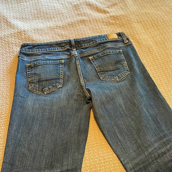 Ladies American Eagle “Favorite Boyfriend” Jeans - Picture 5 of 10